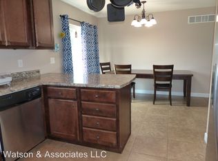 188 Ridgeview Dr, Saint Robert, MO 65584