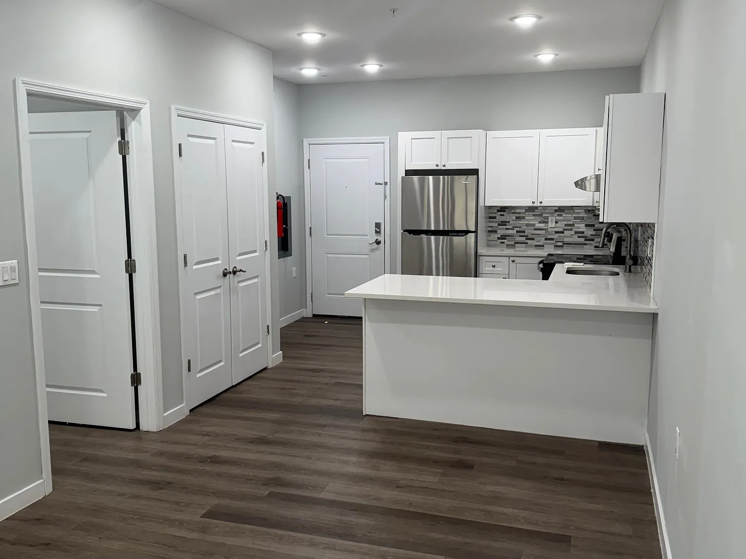 1 bed, $1,800 — Photo 2