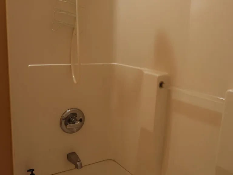 21 Edgewood St #1S — Photo 13
