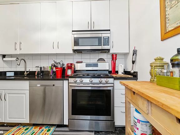 5th image of 3429 32nd St