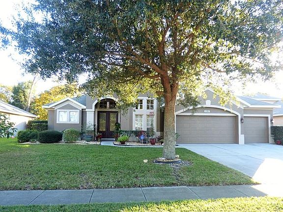 4th image of 550 Woodford Dr