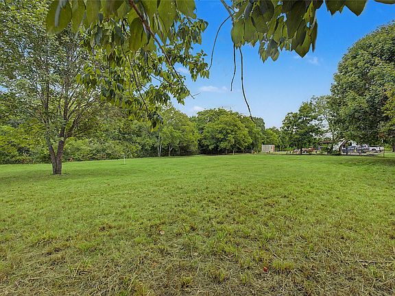 5th image of 12039 Anderson Rd