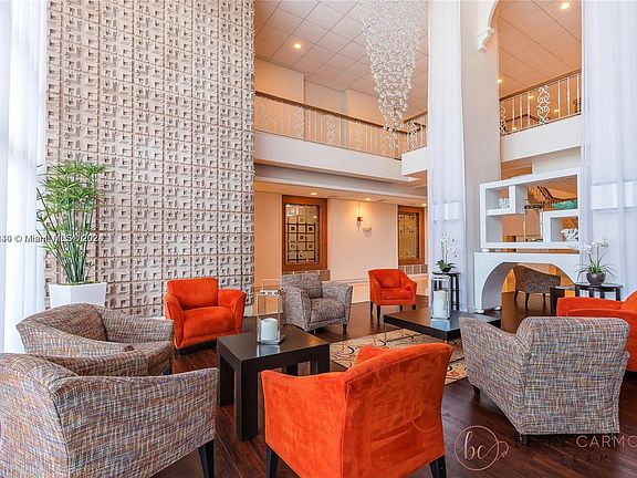 4th image of 2899 Collins Ave APT 648