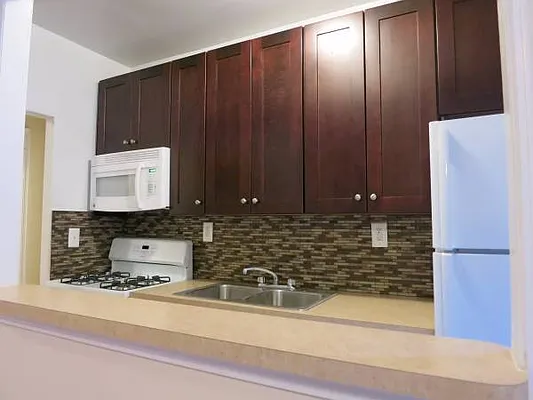 Rented by Atlantic Management Co Inc | media 21