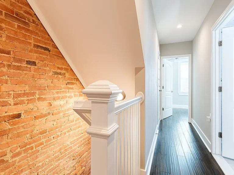 734 S Robinson St — Photo 19