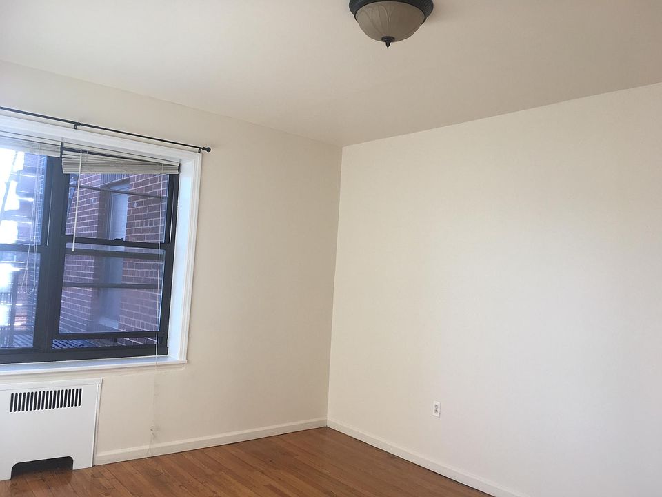 1st image of 46 Exton Ave #B3