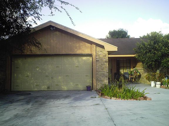 2nd image of 934 E Normandy Blvd