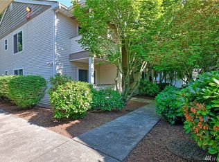 19726 50th Ave W APT 202, Lynnwood, WA 98036