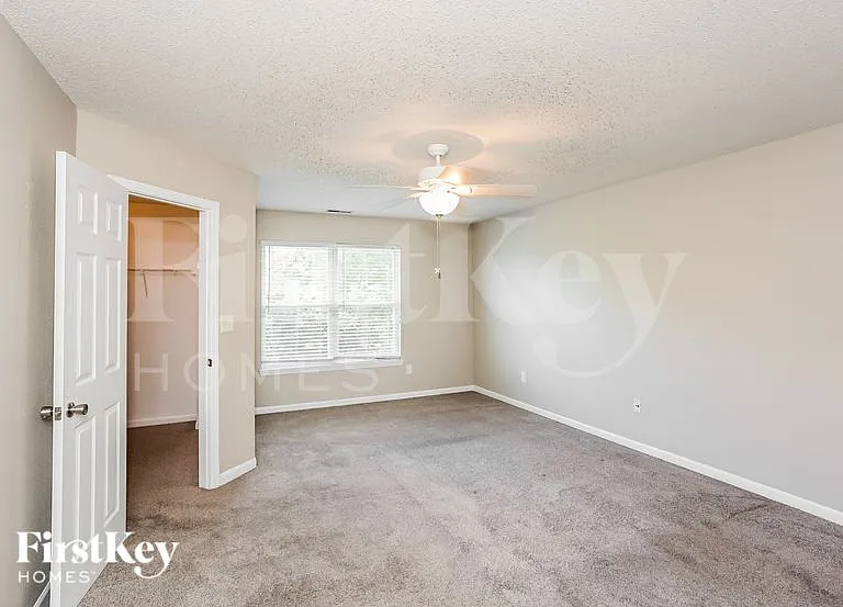 5971 Liverpool Ln — Photo 9