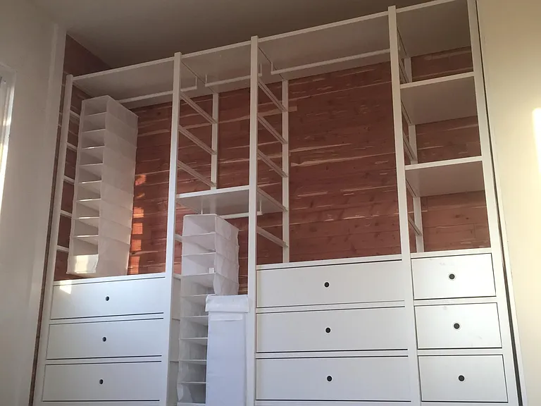 Closet Buil-in
