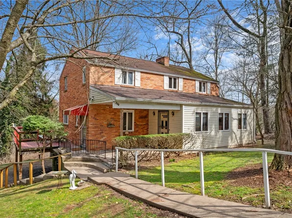 246 Byron Rd, Pittsburgh, PA 15237