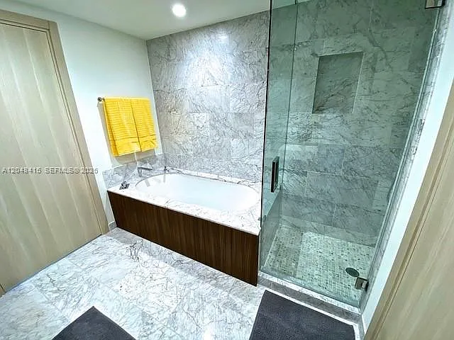1000 Brickell Plz #1914 — Photo 19