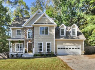 581 Fielding Ct, Fayetteville, GA 30215