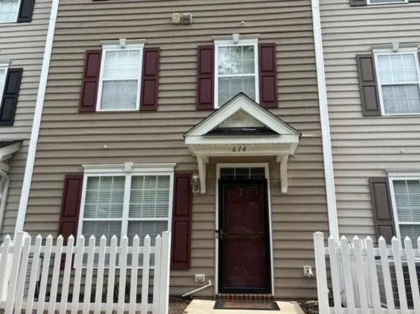 616 Teton Cir, Suffolk, VA 23435