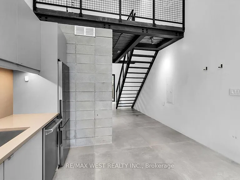 781 Craven Rd — Photo 6