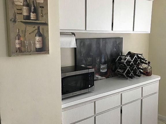 4th image of 5801 N Atlantic Ave APT 202