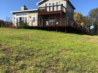 52 Waugh Rd, Royal Oaks, CA 95076