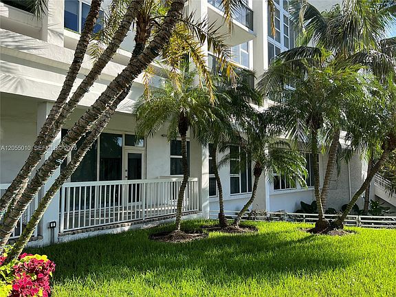 5th image of 10275 Collins Ave APT 112