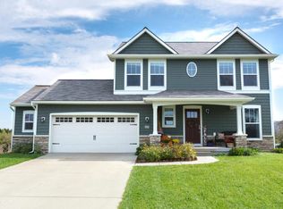 9518 Jack Pine Dr, West Olive, MI 49460