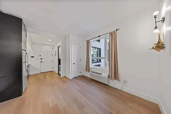 Rented by Bedford And Dean LLC | media 22