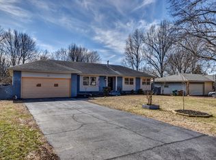1216 W Highland St, Springfield, MO 65807