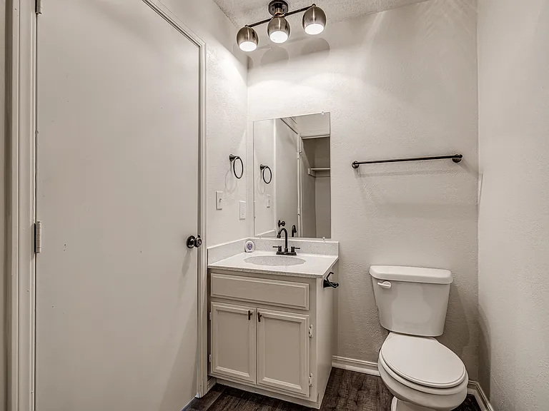 6023 NW 53rd Ter — Photo 13