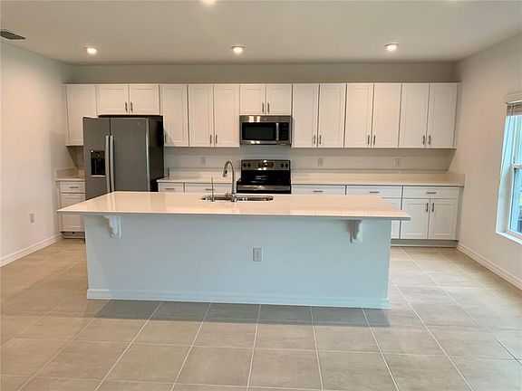 4th image of 341 White Heron Way