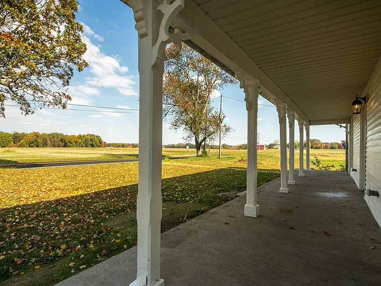 6081 Lakeview Rd — Photo 39