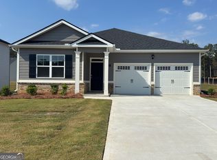 147 Oakchase Park Ln, Hampton, GA 30228