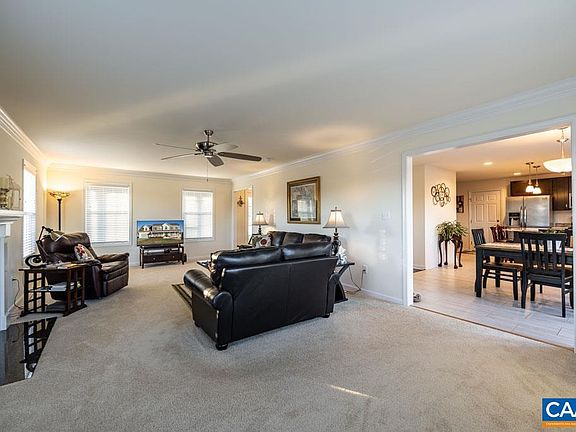 3rd image of 697 Rosewood Dr