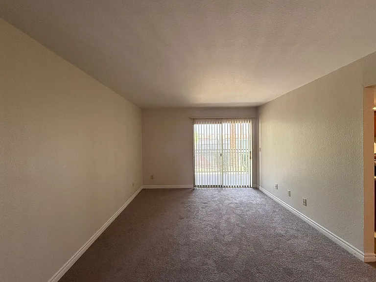 5163 Indian River Dr #201 — Photo 14