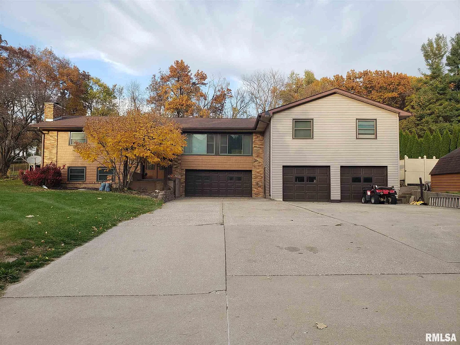 12027 Niabi Zoo Rd photo 1