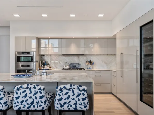1918 Olive St APT 502, Dallas, TX 75201