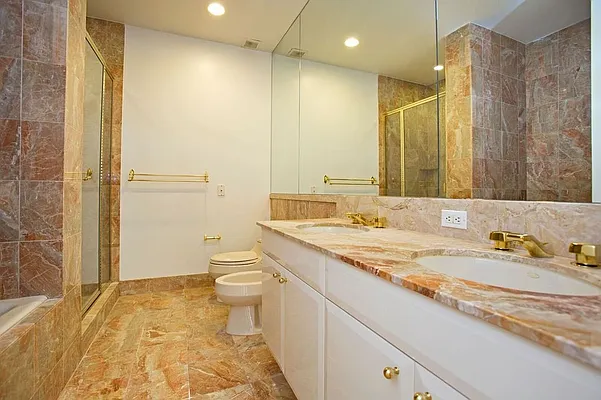 Rented by Platinum Properties | media 17