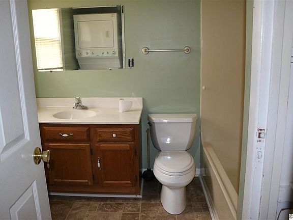 4th image of 2089 Sparrow Ln
