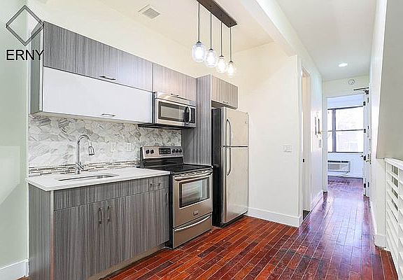 4th image of 1434 De Kalb Ave #1E