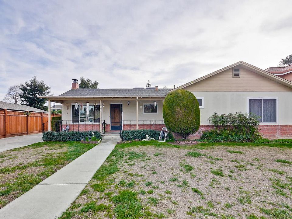 1st image of 572 Crawford Dr