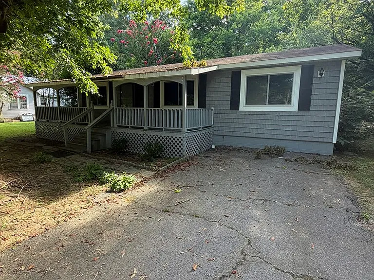 308 S Broad St — Photo 1