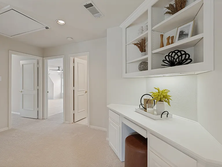 804 Waterbury Ct — Photo 19
