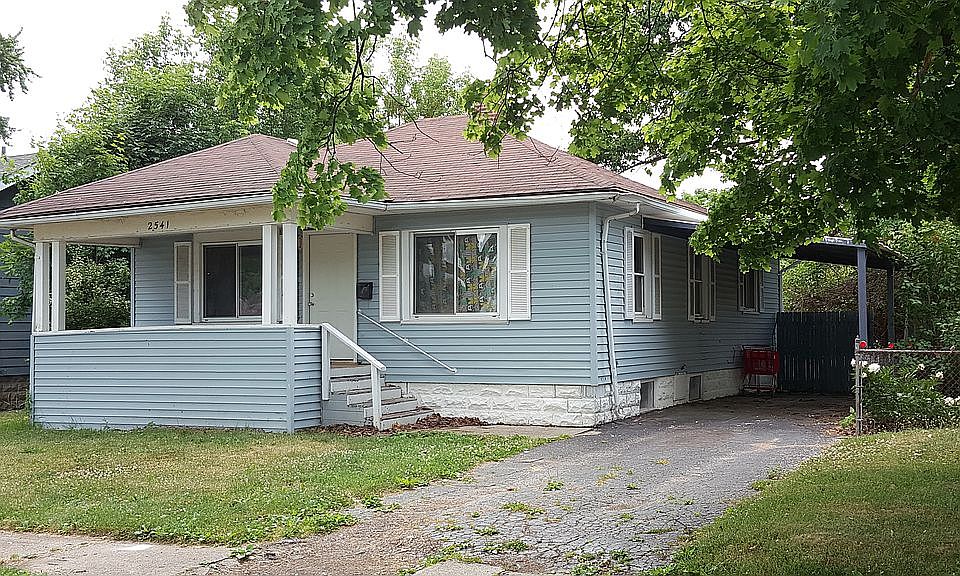 1st image of 2541 Tyrone St
