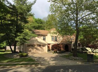 5 Heron Dr, Marlboro, NJ