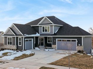509 Fox Den Dr, Waunakee, WI 53597