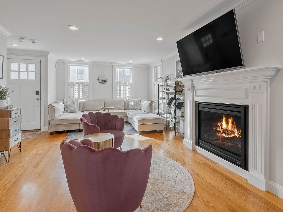 1st image of 65 Green St #1