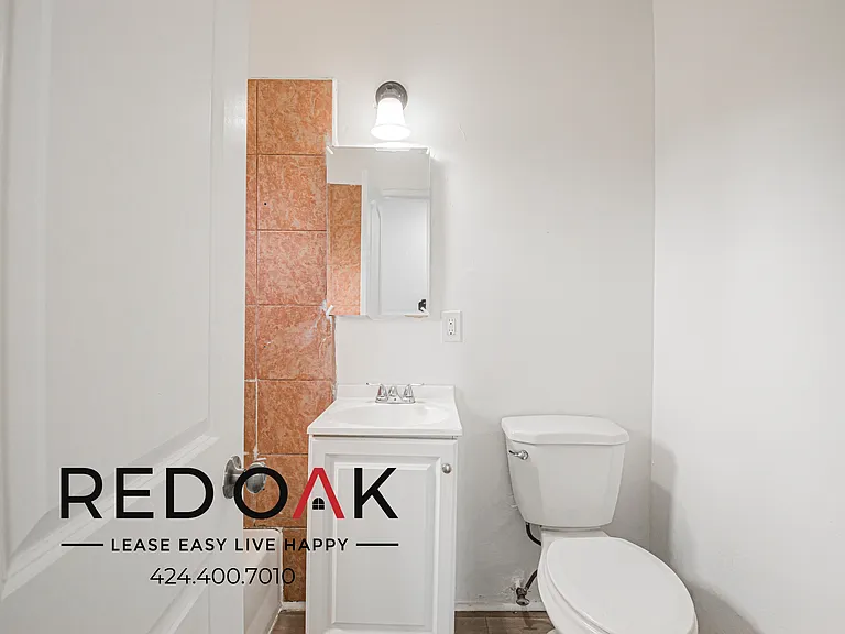 252 E 79th St #262 — Photo 15