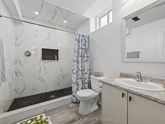 5th image of 375 Russell St #Basement