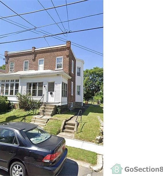 2nd image of 118 Sharon Ave