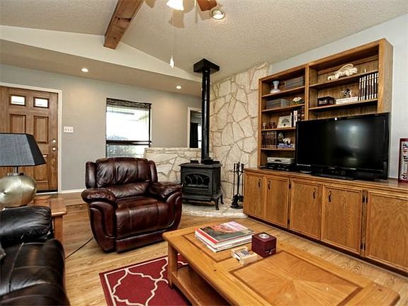5th image of 1103 S Gabriel Dr