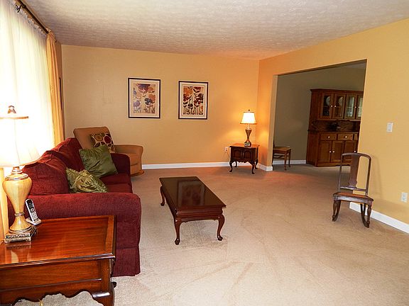 4th image of 265 Sturbridge Dr