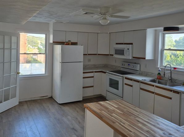 227 W Town St #2