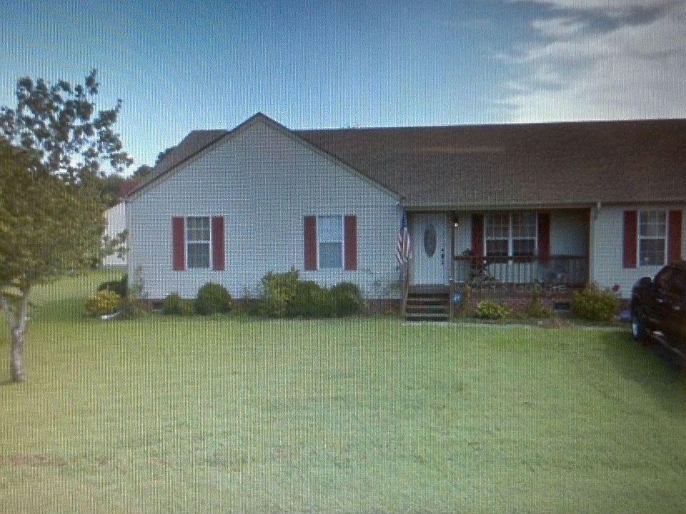 1st image of 301 Belle Ridge Ct